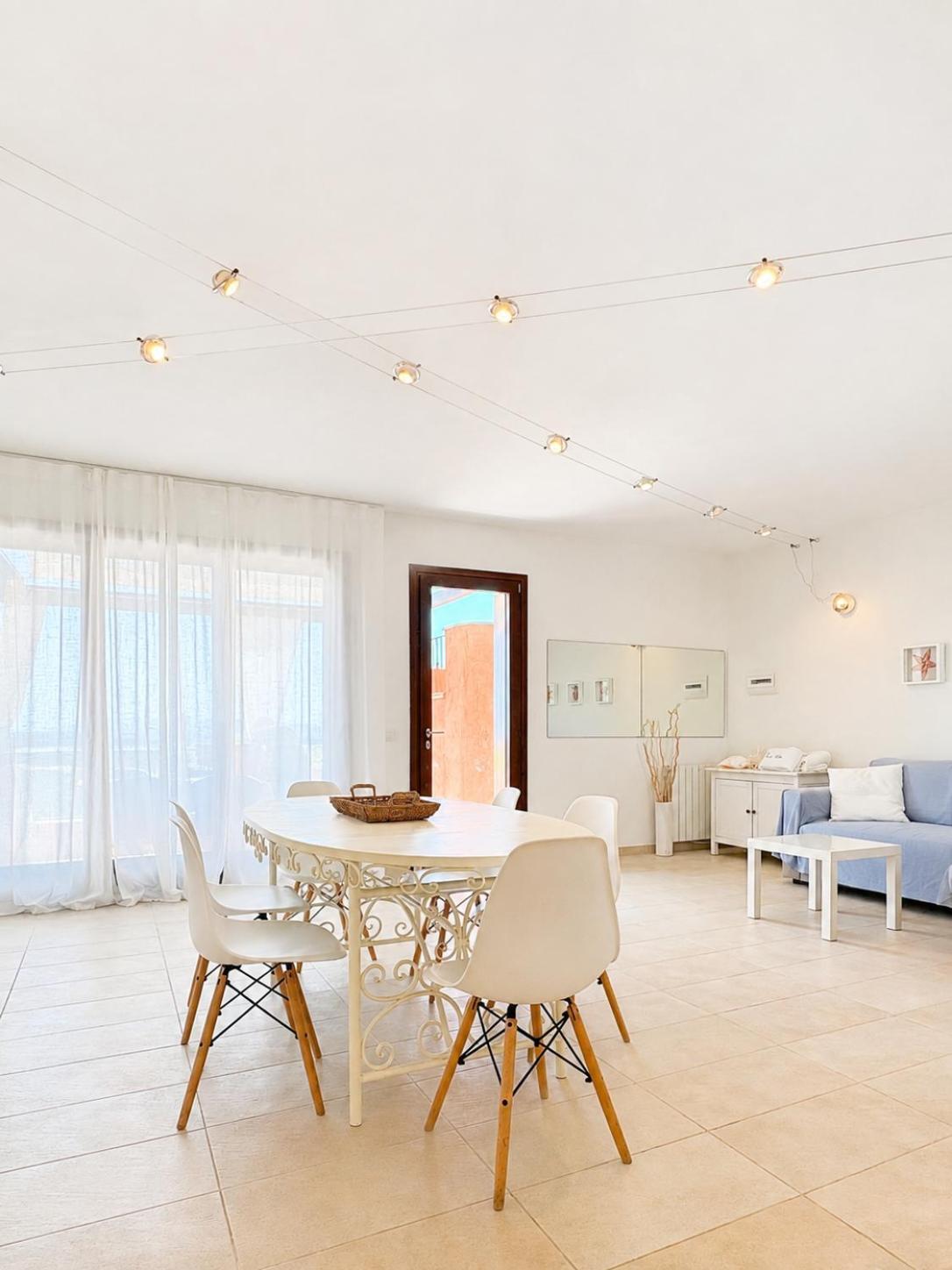 Large Two-Bedroom Apartment with Sea View